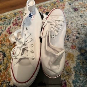 BRAND NEW IN BOX CONVERSE ALL STARS, Women’s 11.5/Men’s 9.5
